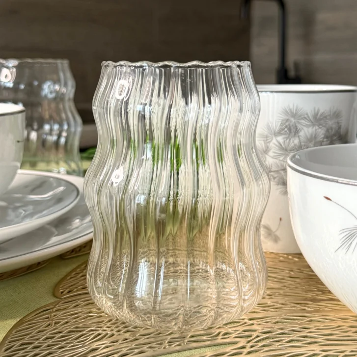 Одуванчики - воздушная коллекция посуды