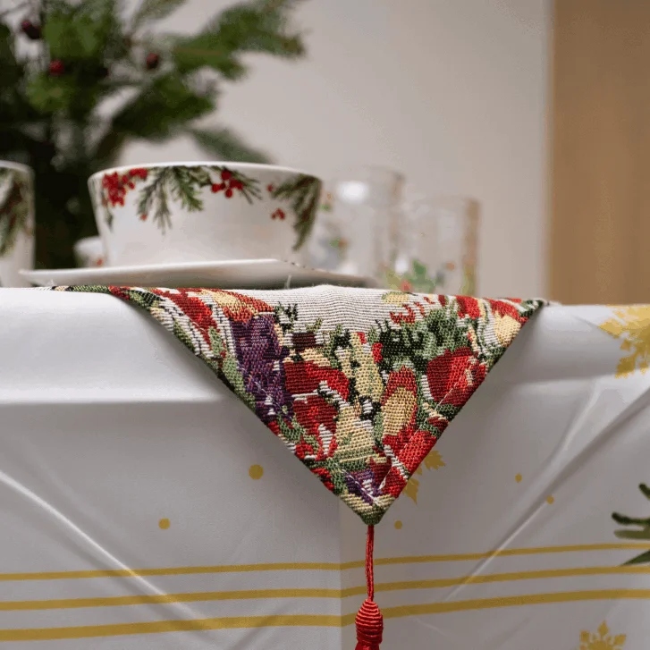 Хвойный лес — это элегантная коллекция посуды, вдохновленная зимним лесом